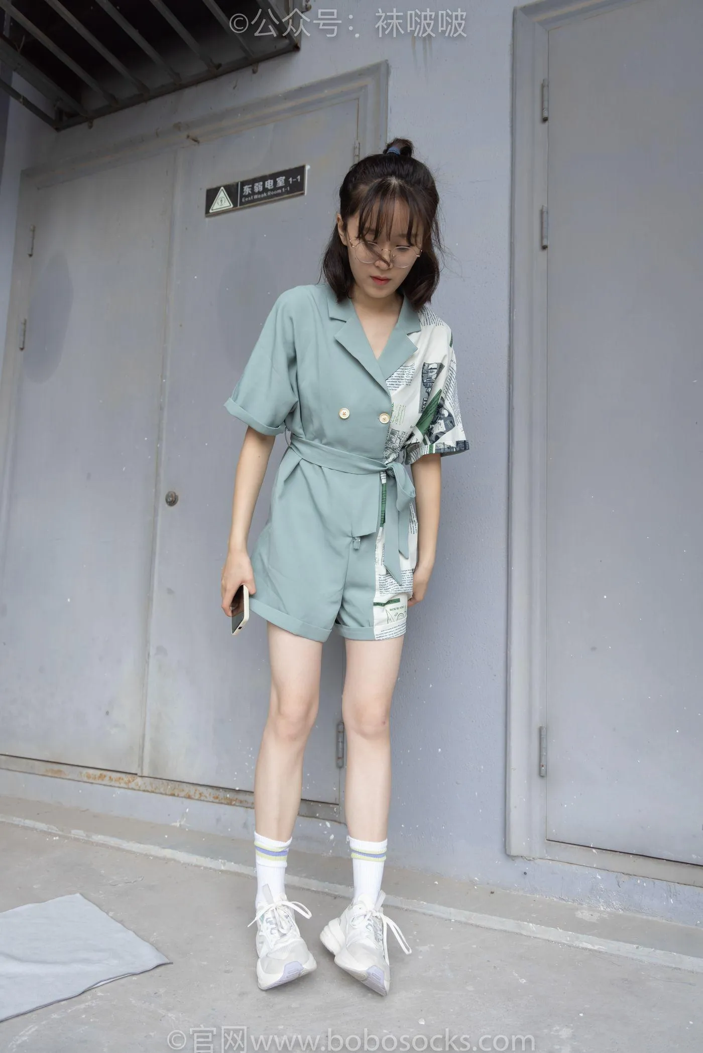 [BoBoSocks袜啵啵]NO.025 熊熊-安踏运动鞋、白色棉袜（踩脏）、裸足 [146P]插图